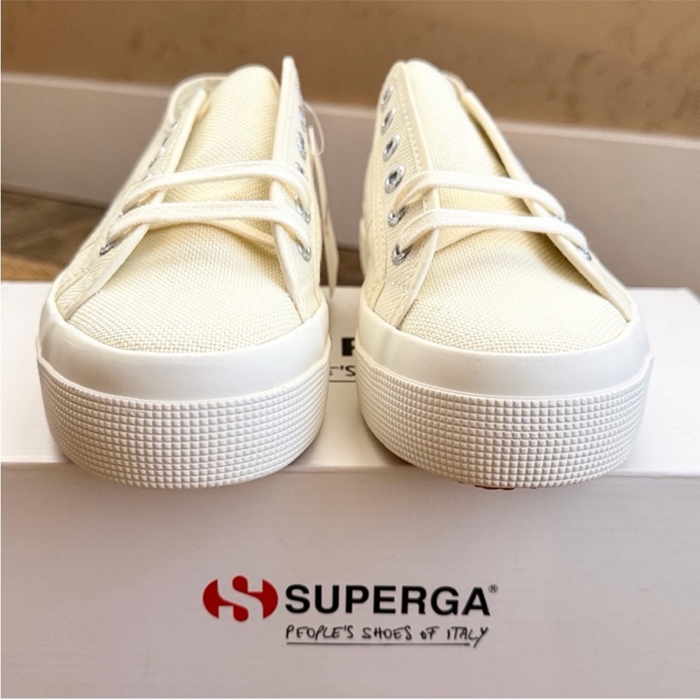 Superga Women's 2790 Beige-Natural Canvas Platform Sneaker—7.5 - Picture 4 of 13